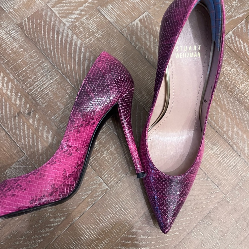 Pink heels